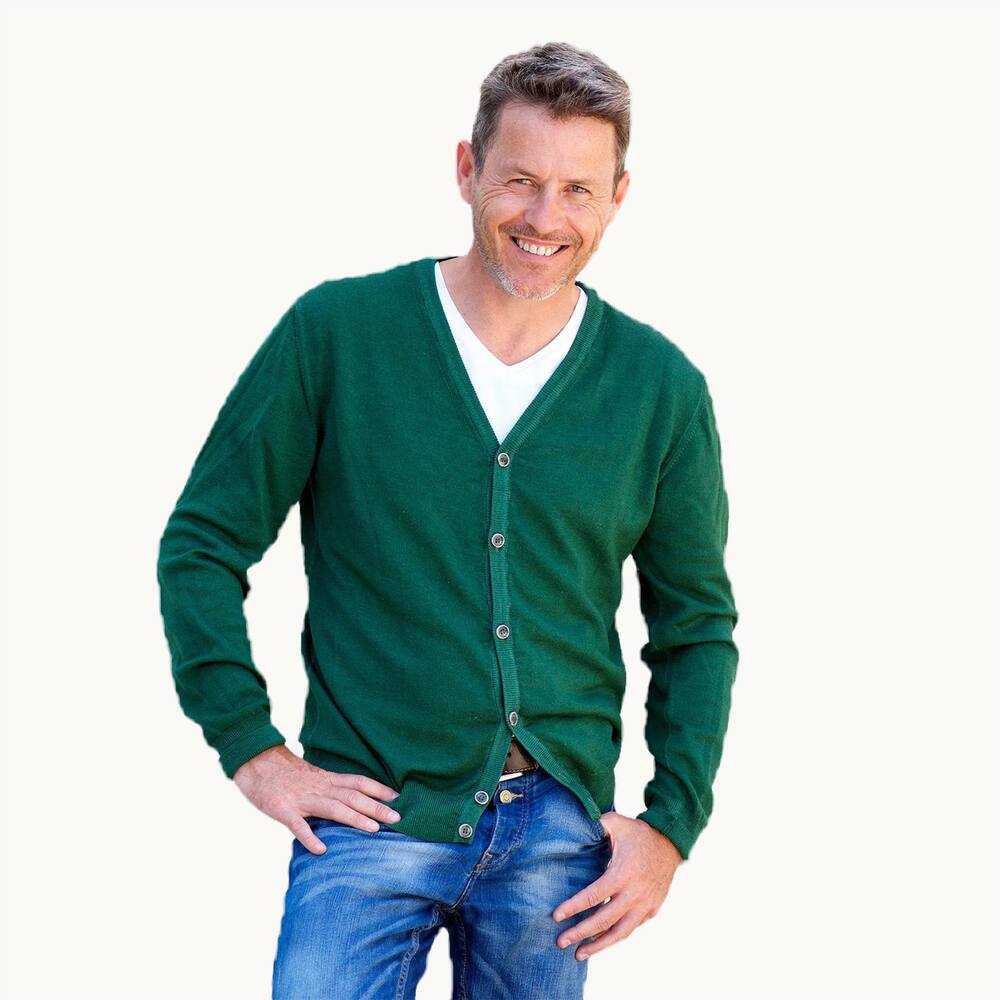 green shirt